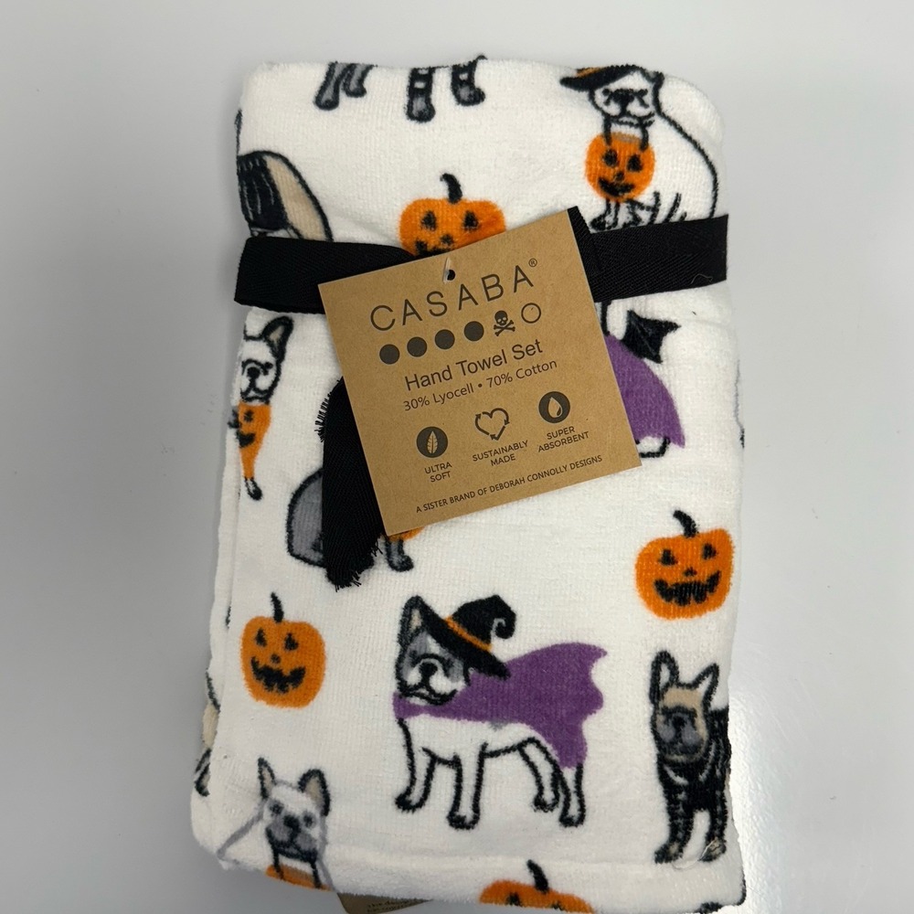 NWT Casaba Halloween Costume Dog Print Hand Towels Set Of 2 Bulldog Terrier Dogs